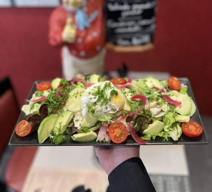 Salade de poulet et avocat Le Calvados Dieppe